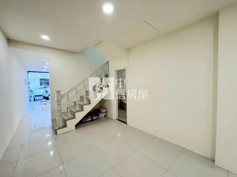 新明國中整新透天(中信卓越團隊)房屋室內格局與周邊環境