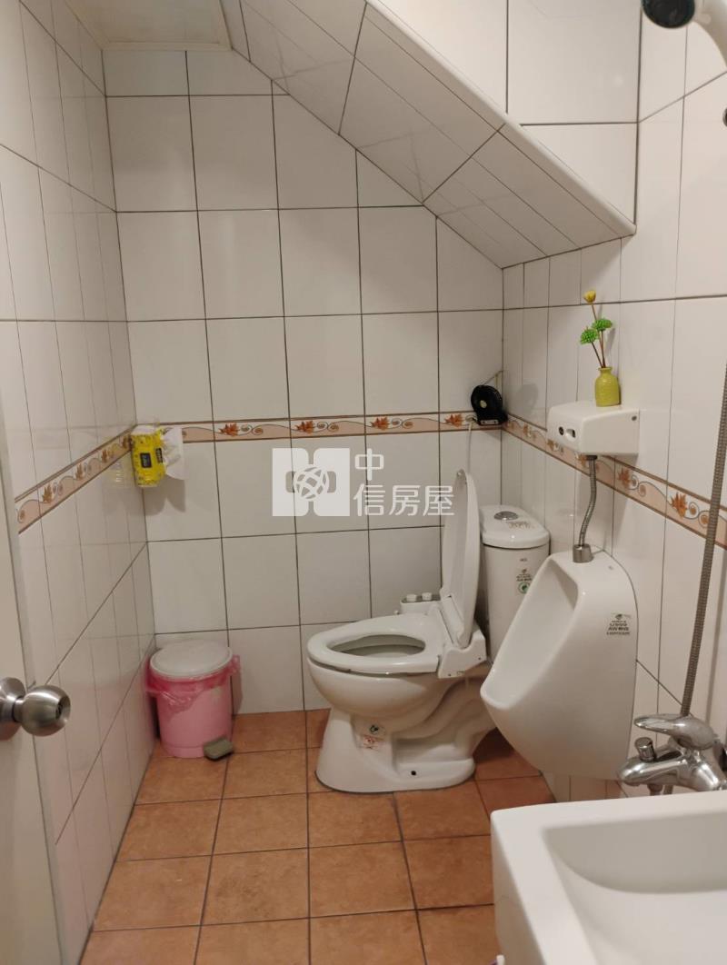 員林華成市場車庫透天房屋室內格局與周邊環境