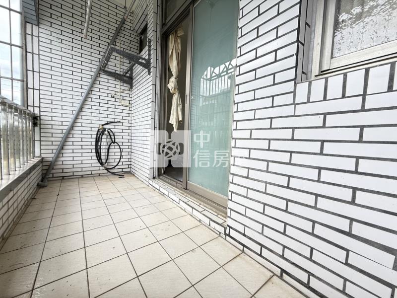 【神馬】近青埔【門前庭院停車】別墅(頂加鐵皮)房屋室內格局與周邊環境