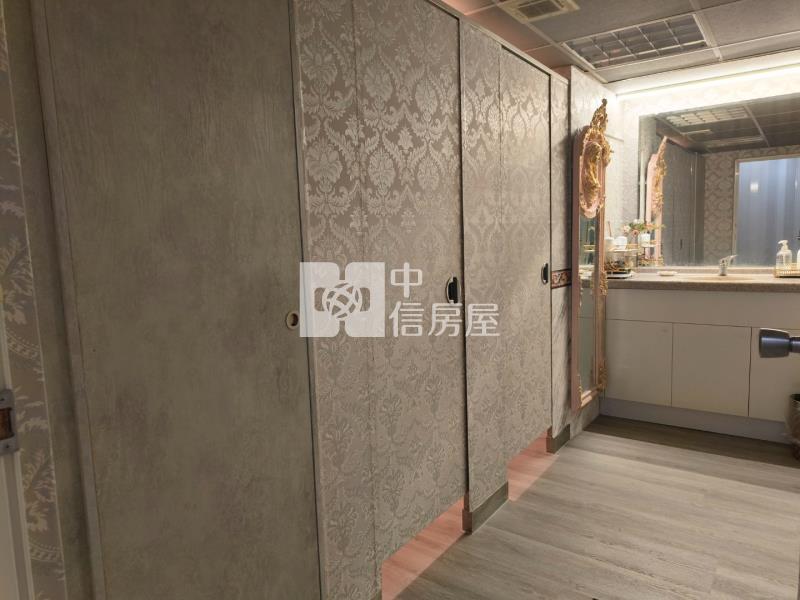 【售】桃園龍安戶政商圈百坪商辦展示中心,租售皆可房屋室內格局與周邊環境