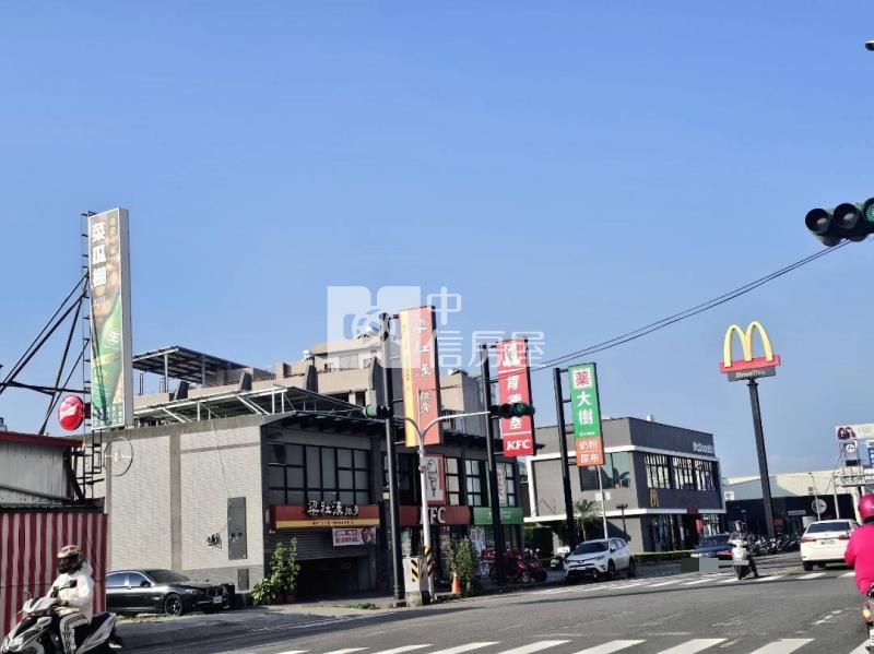善化市心大成國小旁高景觀美三房房屋室內格局與周邊環境