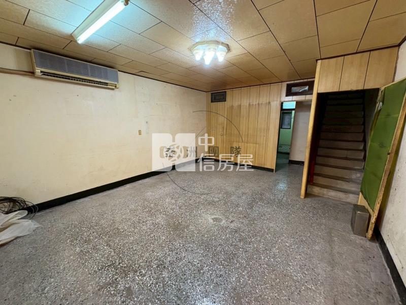 近龍岡圓環大地坪透天房屋室內格局與周邊環境