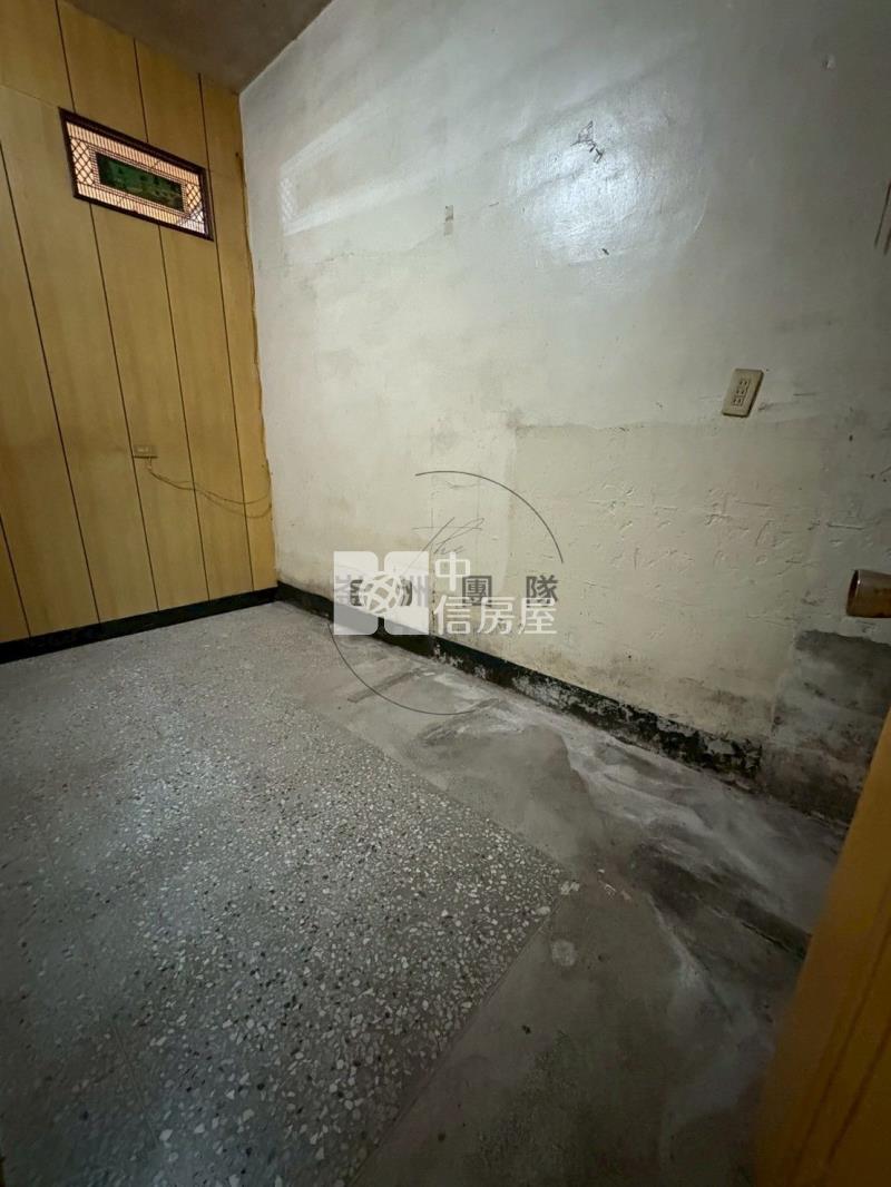 近龍岡圓環大地坪透天房屋室內格局與周邊環境