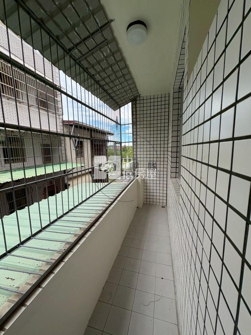 山仔頂祥安國小整新透天房屋室內格局與周邊環境