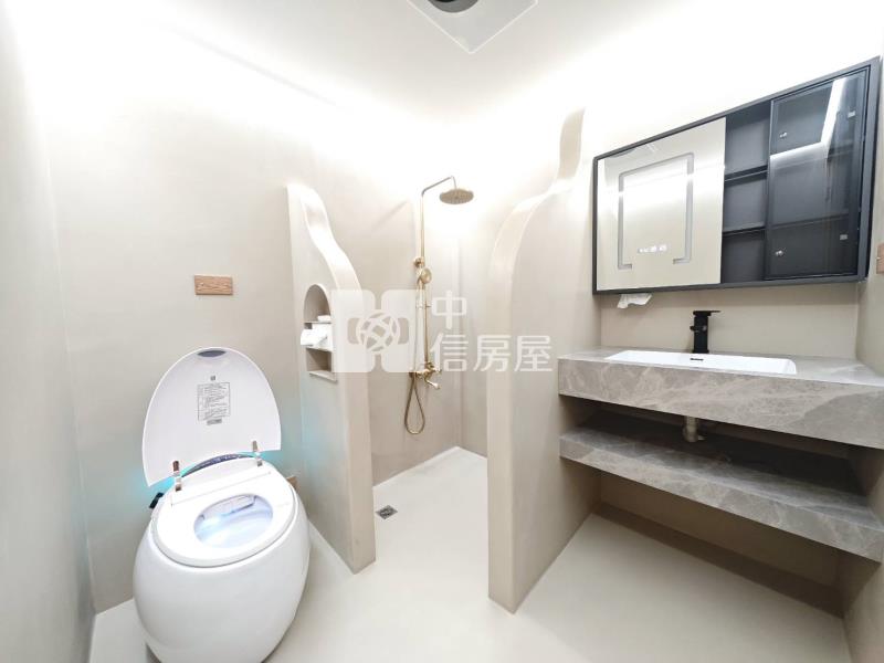 臻愛一世房屋室內格局與周邊環境