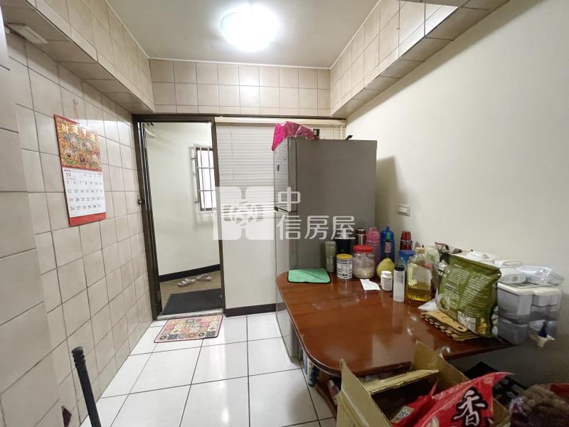 金龍街一樓2房美寓房屋室內格局與周邊環境