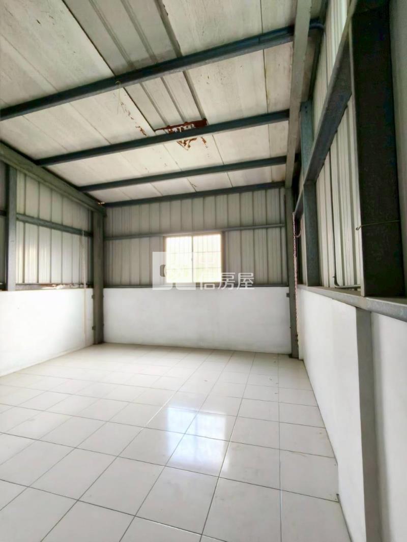 鎮南路全聯旁電梯店住房屋室內格局與周邊環境