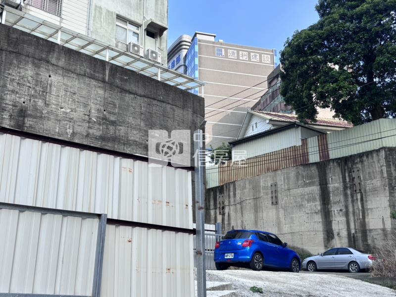 新竹交流道旁工業用地C房屋室內格局與周邊環境