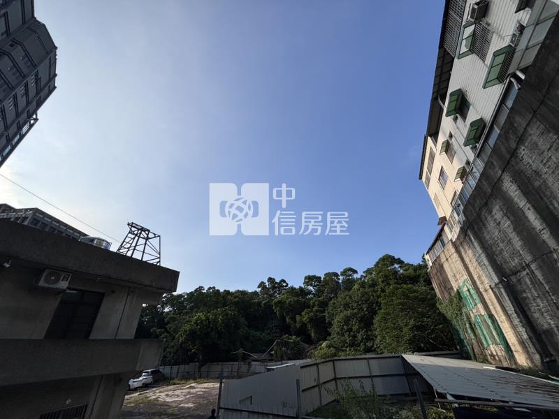 新竹交流道旁工業用地C房屋室內格局與周邊環境