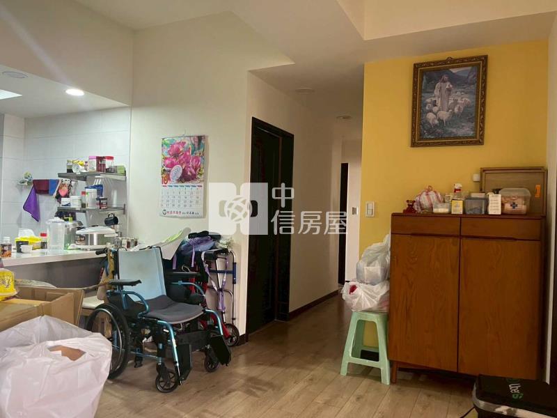 (專任)鴻築吾江|萬坪公園景觀大4房車房屋室內格局與周邊環境