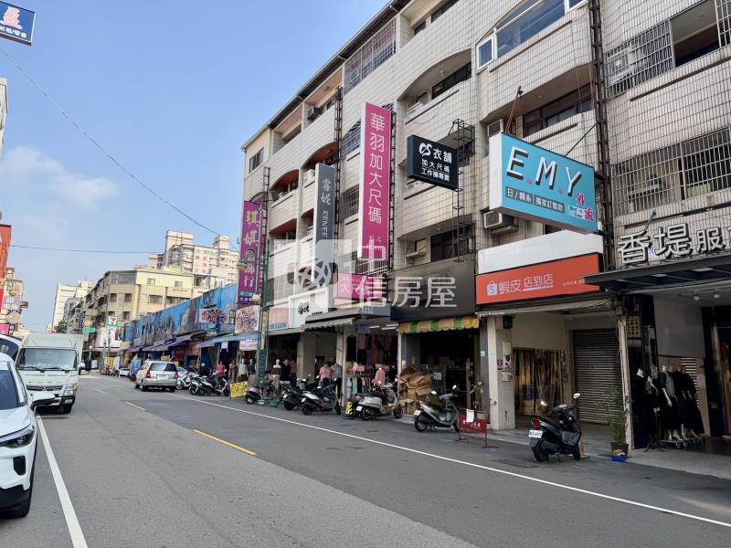 正天津路二段吃市黃金透店房屋室內格局與周邊環境