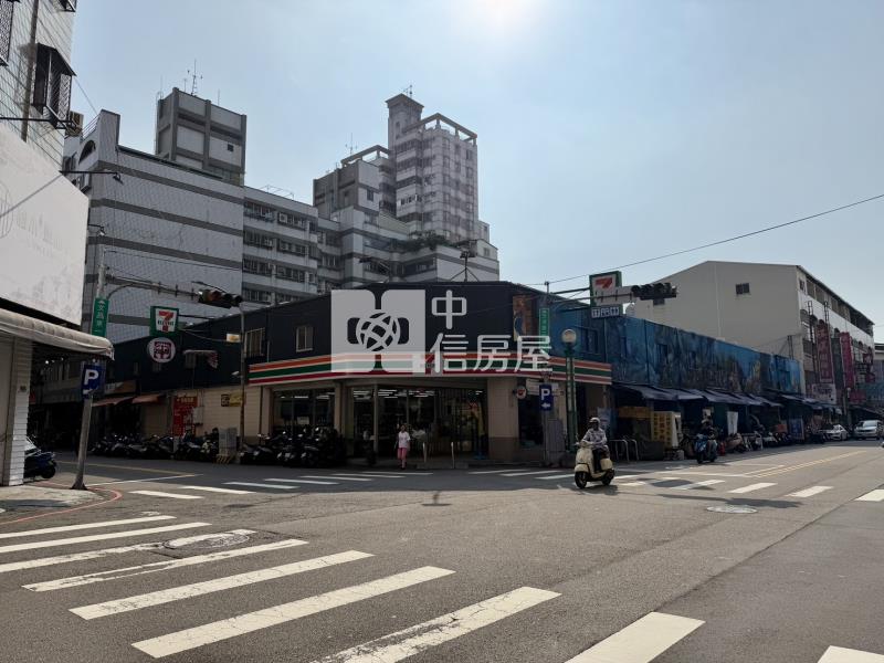 正天津路二段吃市黃金透店房屋室內格局與周邊環境