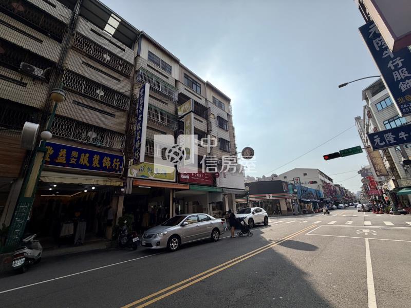 正天津路二段吃市黃金透店房屋室內格局與周邊環境