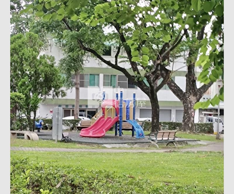 正太原路賺錢金店面房屋室內格局與周邊環境