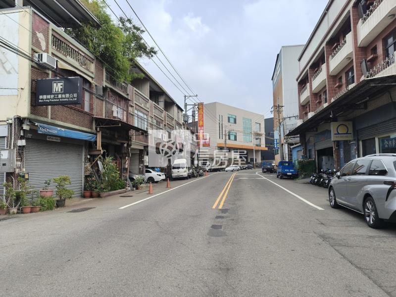 太平永平路*合法三照廠房*邊間.大面寬.房屋室內格局與周邊環境