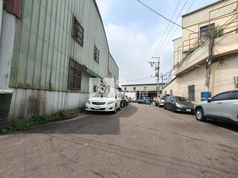 太平永平路*合法三照廠房*邊間.大面寬.房屋室內格局與周邊環境