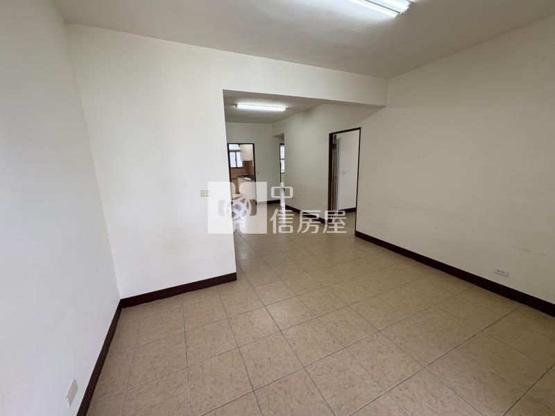 國圖館旁美公寓房屋室內格局與周邊環境