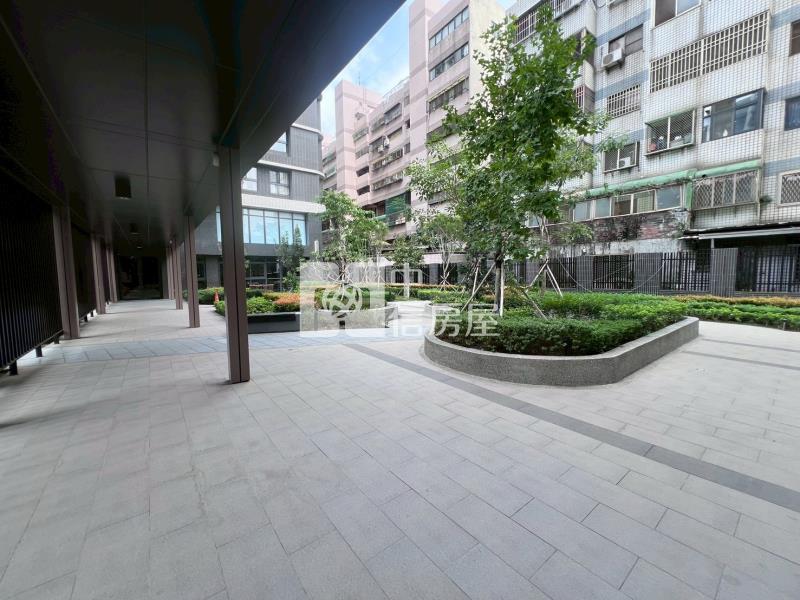 春福興波兩房平車高樓戶房屋室內格局與周邊環境