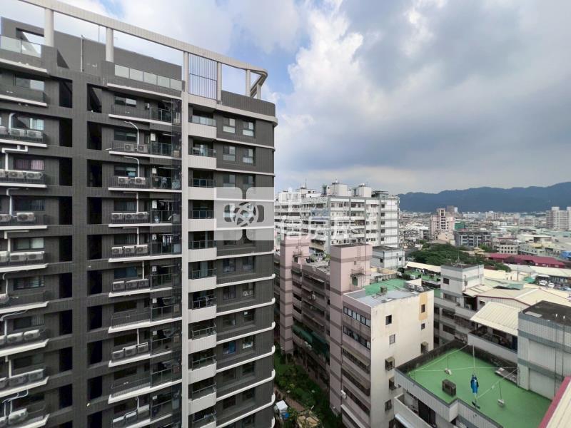 春福興波兩房平車高樓戶房屋室內格局與周邊環境