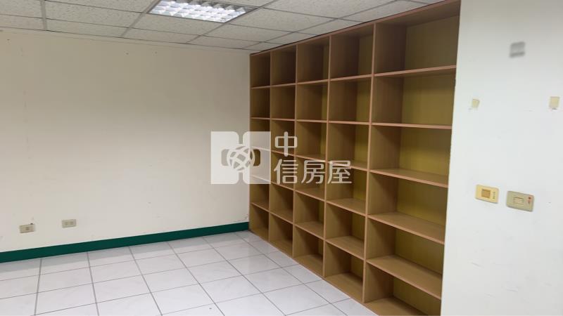仁德李察王子商辦6F房屋室內格局與周邊環境