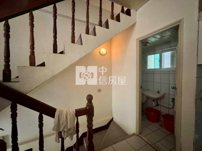 梅高路低價透天別墅房屋室內格局與周邊環境