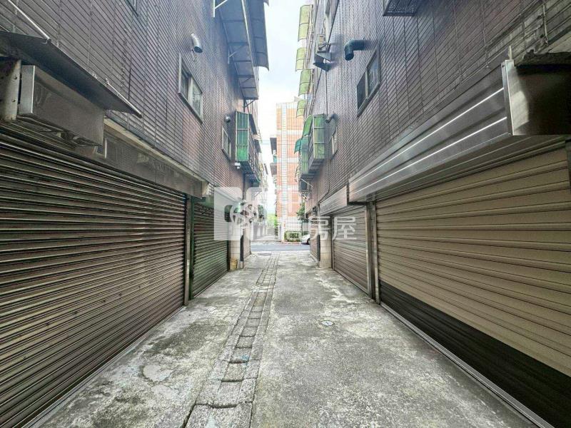梅高路低價透天別墅房屋室內格局與周邊環境