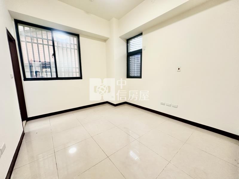 E起溫馨三房美居房屋室內格局與周邊環境