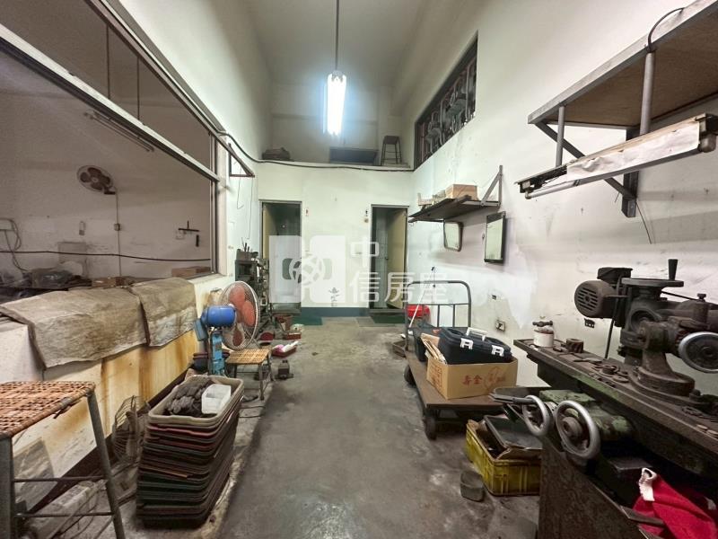 大里軟體園區乙工三照廠住房屋室內格局與周邊環境