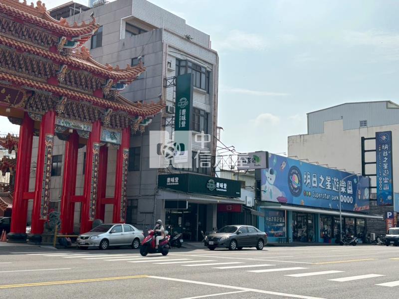 友愛路三角窗金店面房屋室內格局與周邊環境