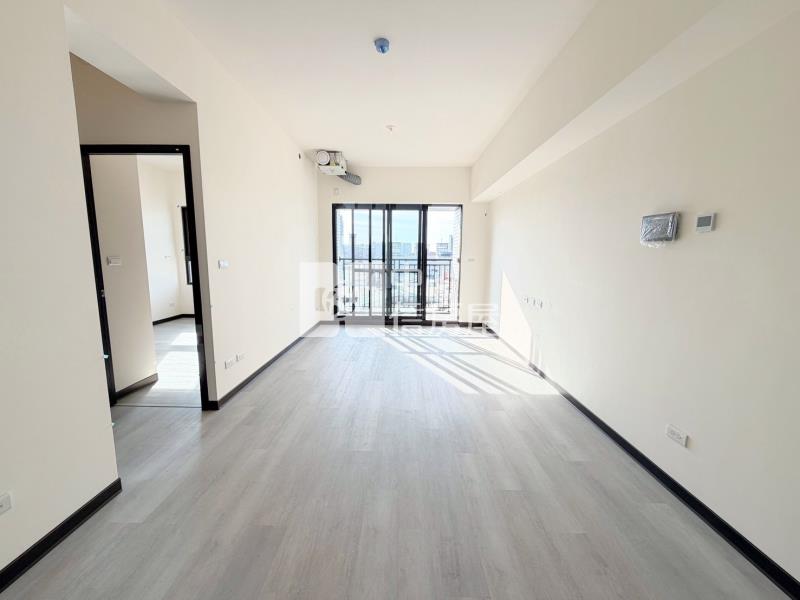 頭家櫻花知築採光視野大二房平車(專任)房屋室內格局與周邊環境