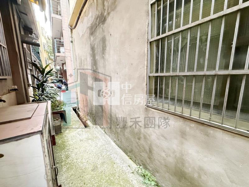 【豐禾】(專)健行科大稀有公寓一樓房屋室內格局與周邊環境