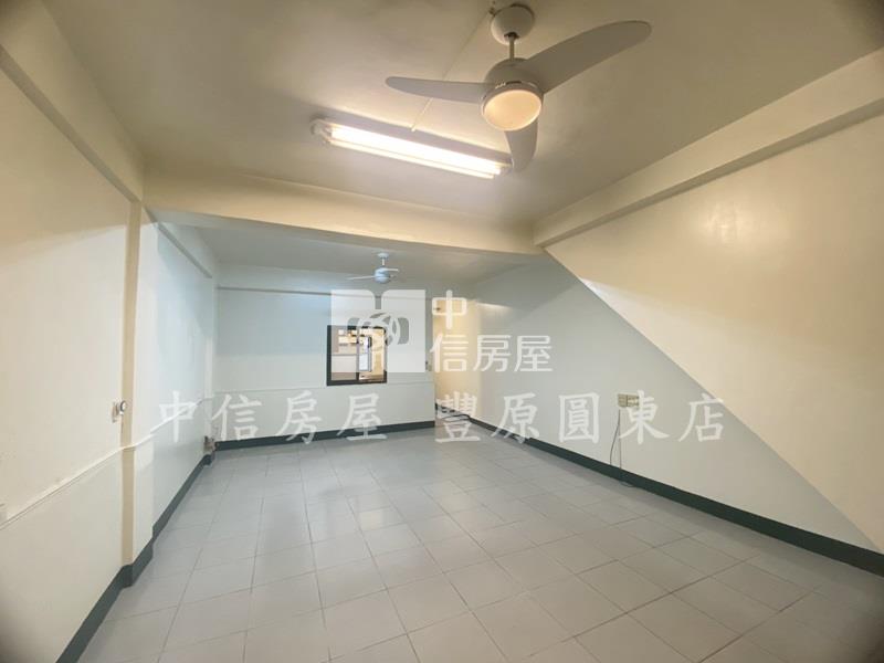 福陽國小俗透天房屋室內格局與周邊環境