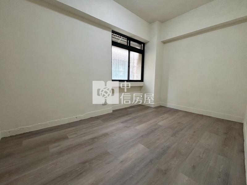 站前秀泰旁臨路一樓四房美宅房屋室內格局與周邊環境