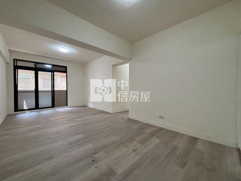 站前秀泰旁臨路一樓四房美宅房屋室內格局與周邊環境