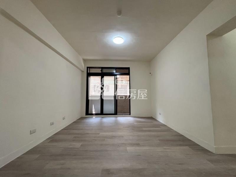 站前秀泰旁臨路一樓四房美宅房屋室內格局與周邊環境