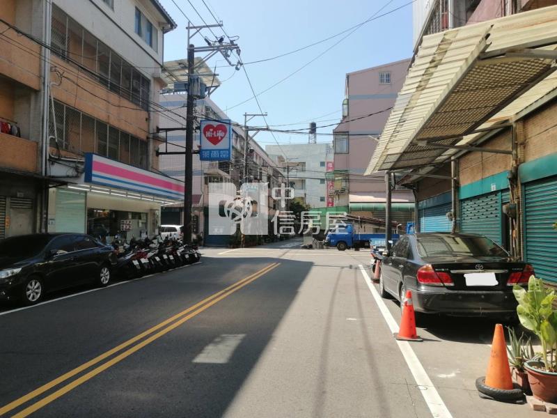 獅子林商圈整新可營業透天房屋室內格局與周邊環境