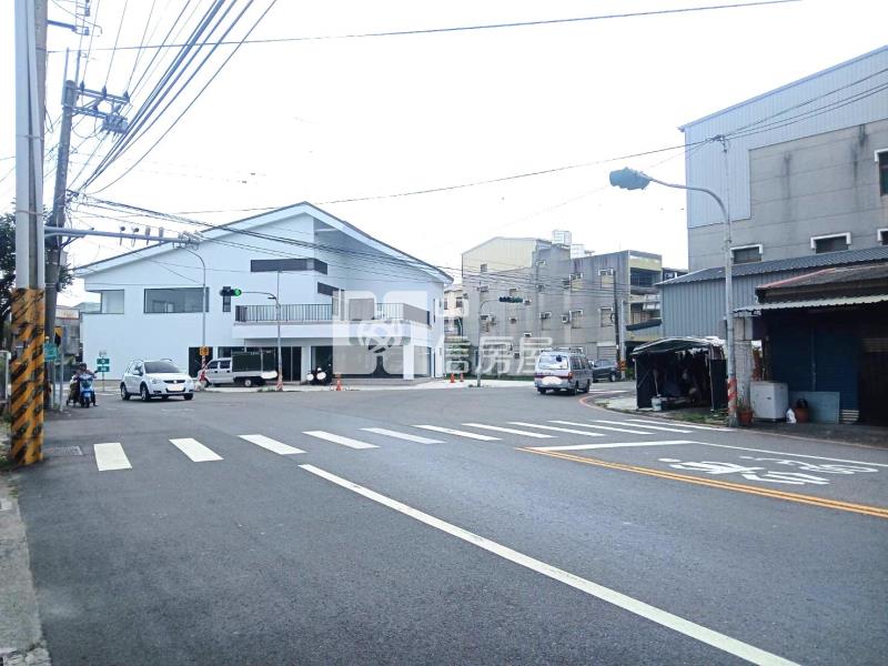 歸仁保大持分建地房屋室內格局與周邊環境