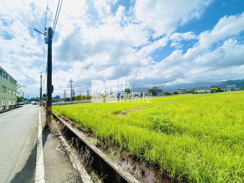 員山近市區27米大面寬足坪農地房屋室內格局與周邊環境