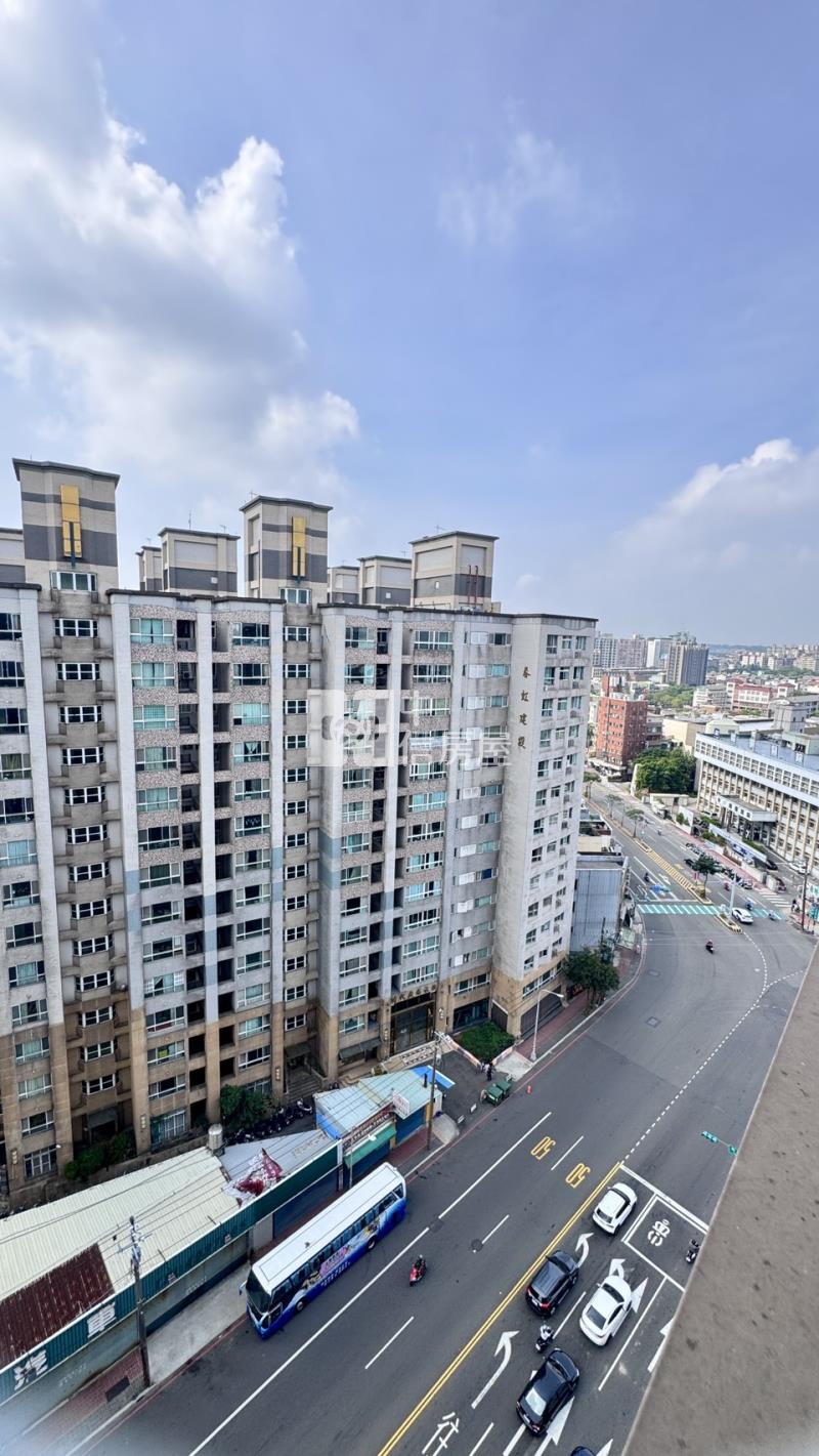 中壢市區高樓層景觀戶2房車房屋室內格局與周邊環境
