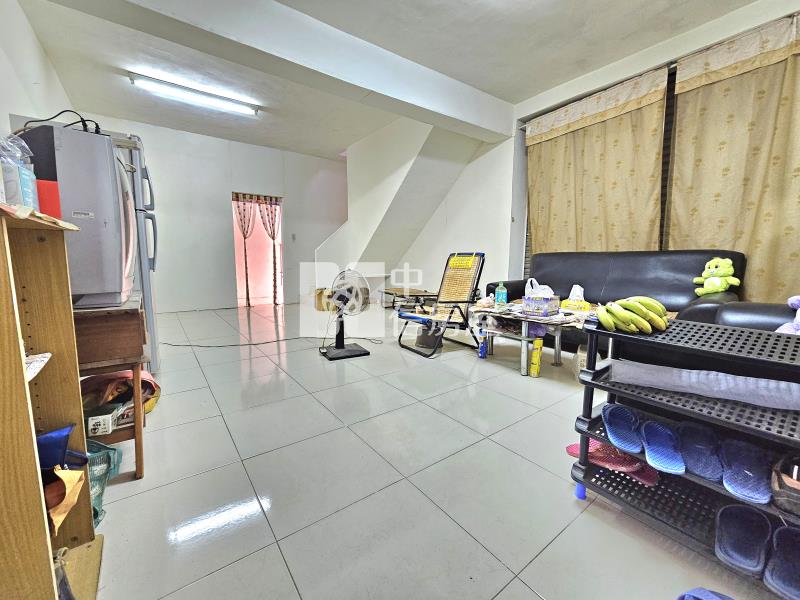 頭份中正路巷內透天房屋室內格局與周邊環境