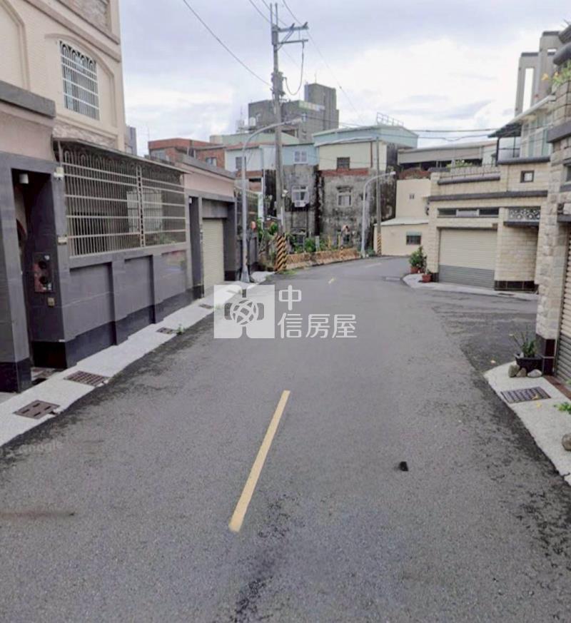 近大湖國小大坪數傳統車墅房屋室內格局與周邊環境