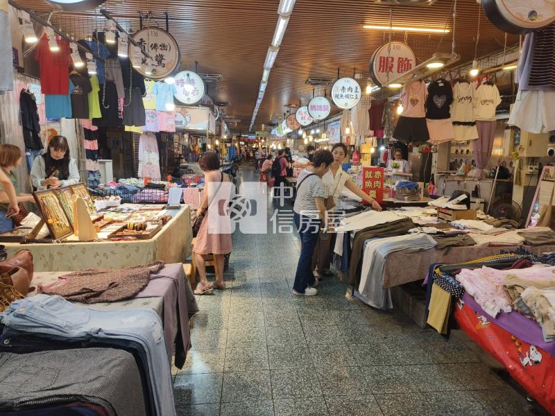 【奔馳】桃園南華市場金店面房屋室內格局與周邊環境