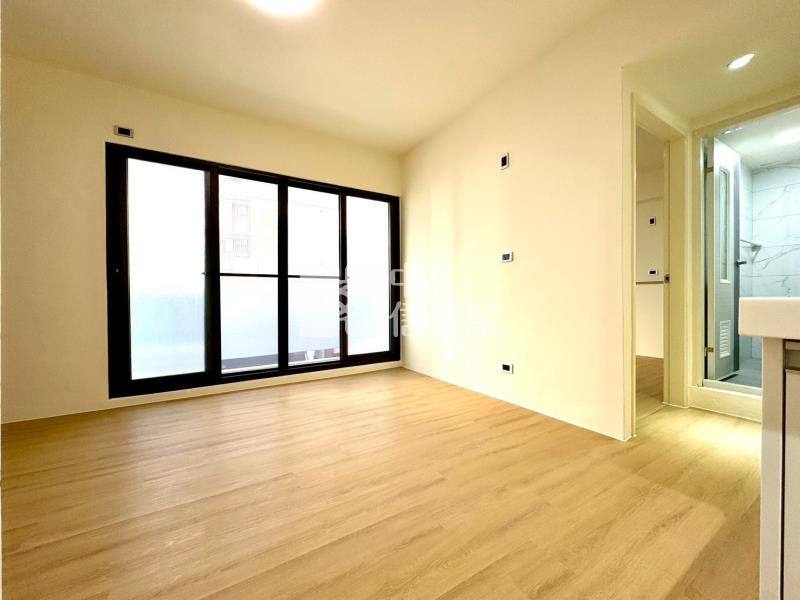 西區模範街美公寓房屋室內格局與周邊環境