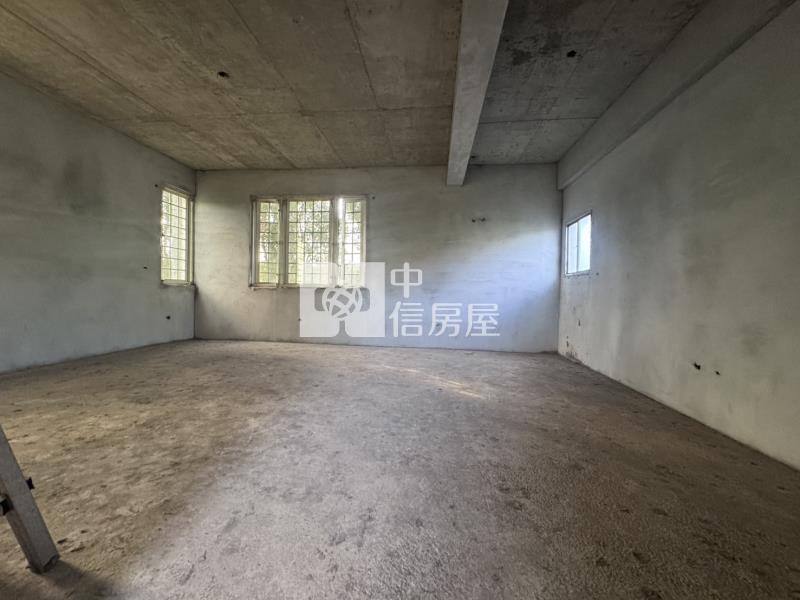 中央大學正門全新毛胚農舍房屋室內格局與周邊環境