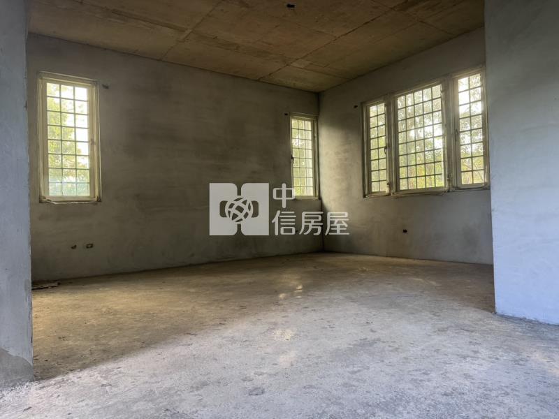 中央大學正門全新毛胚農舍房屋室內格局與周邊環境