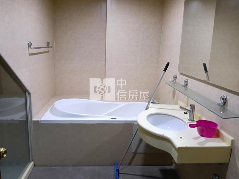 B1-38娜魯彎旁大雙併店住房屋室內格局與周邊環境
