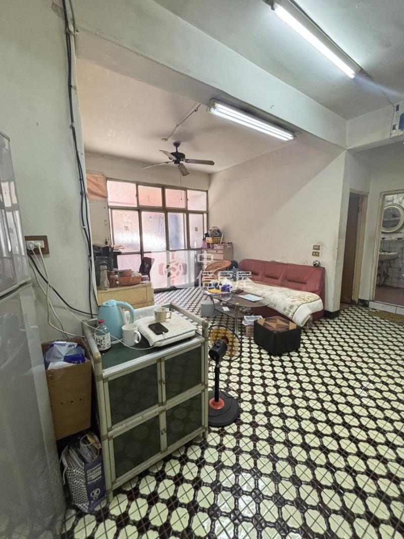 大溪崎頂低總價三房公寓房屋室內格局與周邊環境