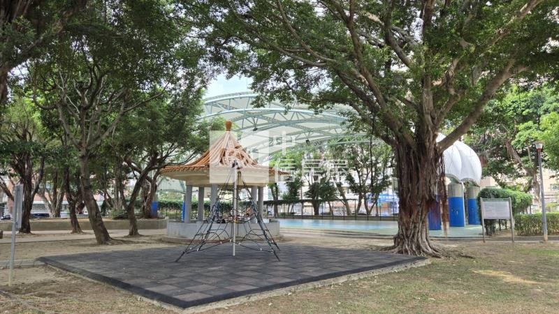 復華街稀有二樓公寓+車位房屋室內格局與周邊環境