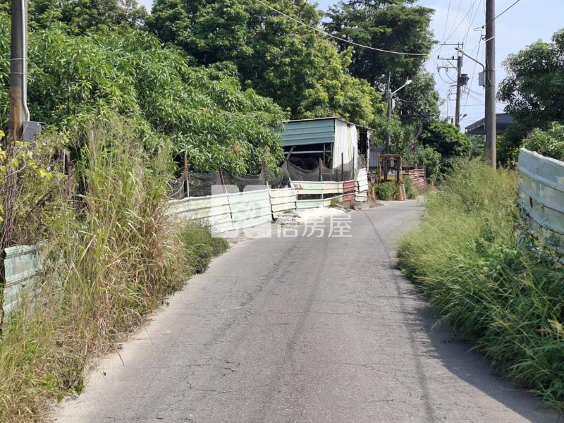 南區永成路旁臨路農地房屋室內格局與周邊環境