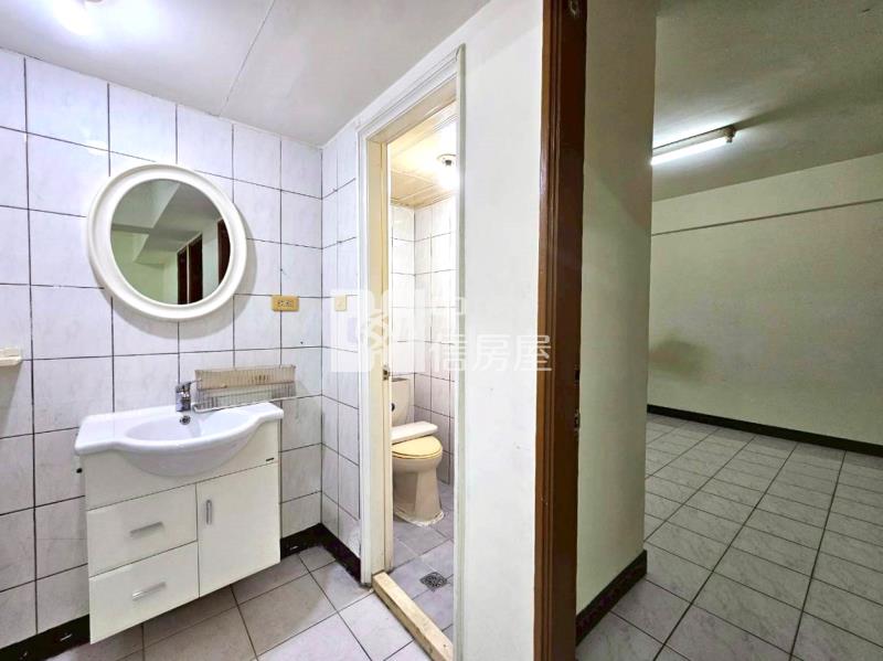 一點利三房車位(專)房屋室內格局與周邊環境